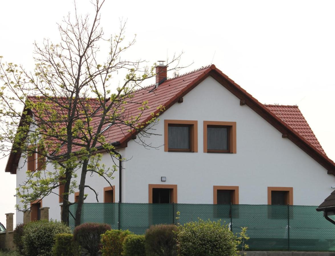 U Floderu Guest House Bavory Exterior photo